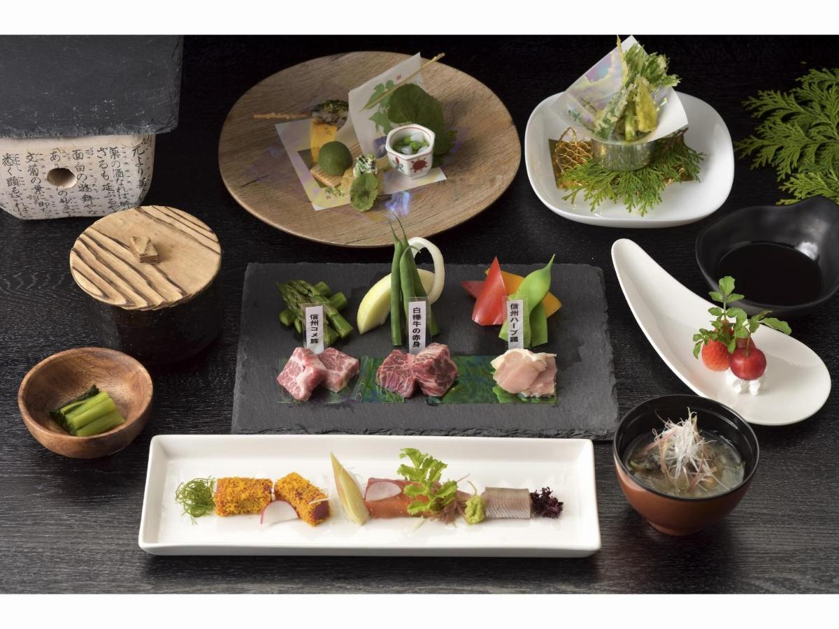 志贺百樂酒店 山之內 外观 照片